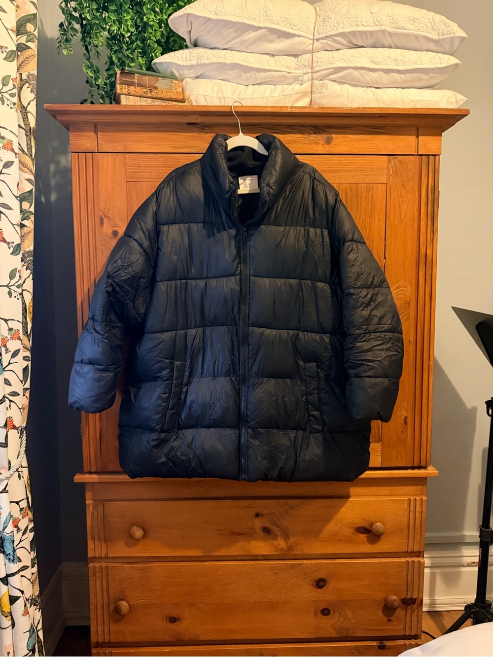Old Navy Black Puffer Coat